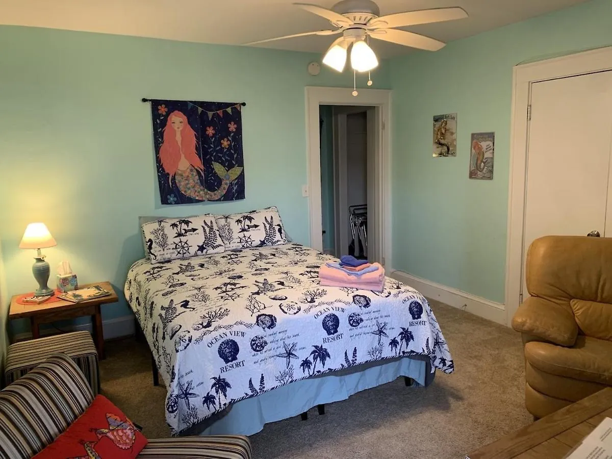 Cozy Suite - Pet Friendly, Beach Side Apts Norfolk 0*,