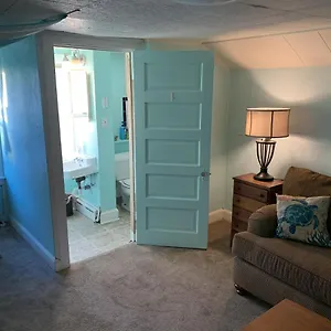 Rustic Rooftop Delight - Bay Front Apts Norfolk